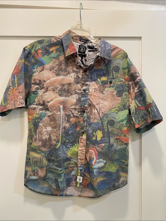 Other - Trippy, Tropical Volcom Button up